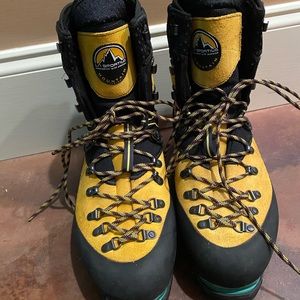 LA Sportiva Mountaineering Boots